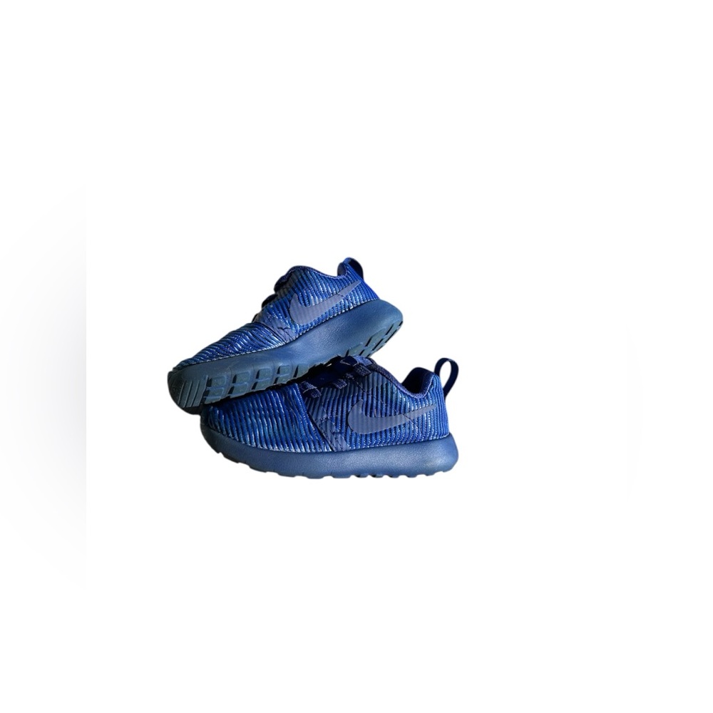 Toddler boy Nikes 9C